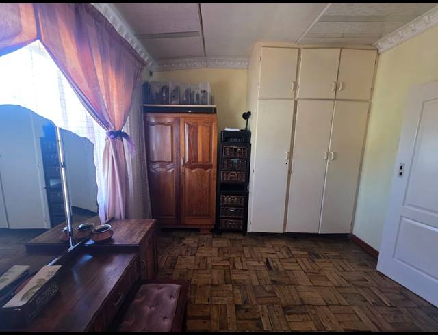 4 BEDROOM HOUSE FOR SALE IN SASOLBURG EXT 2